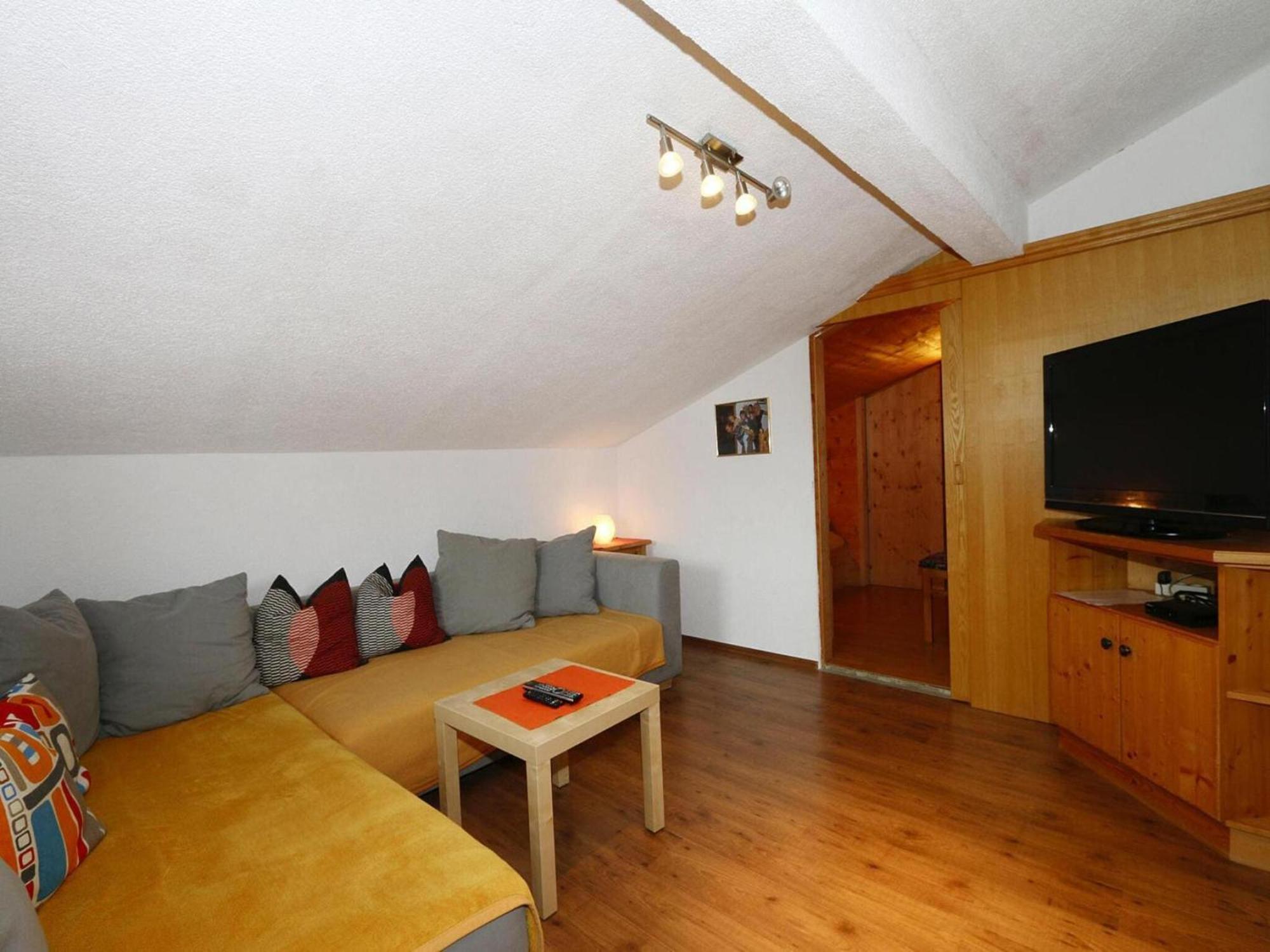 Apartment In Hippach Im Zillertal In The Mountains Muhlen  Екстериор снимка