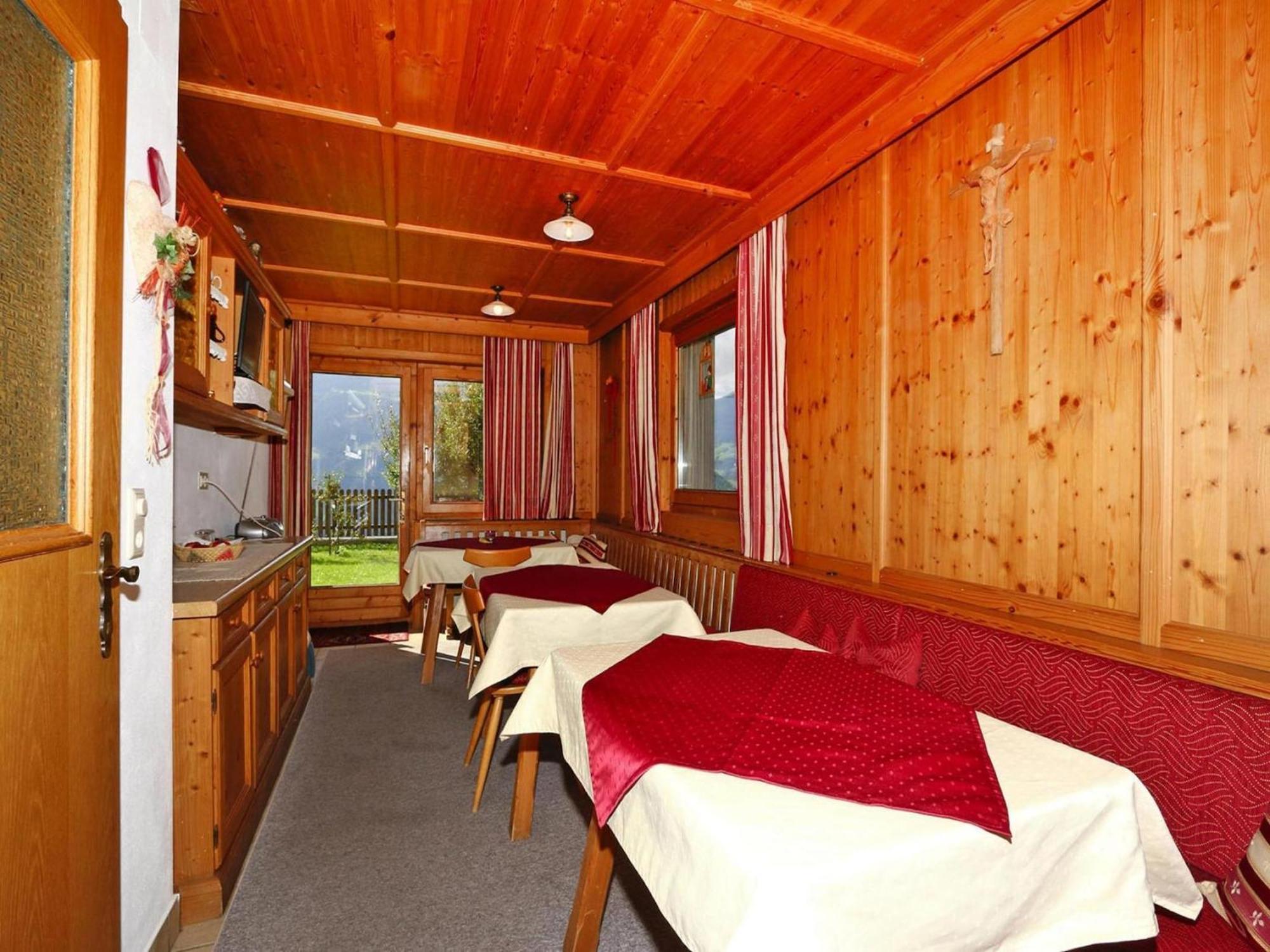 Apartment In Hippach Im Zillertal In The Mountains Muhlen  Екстериор снимка